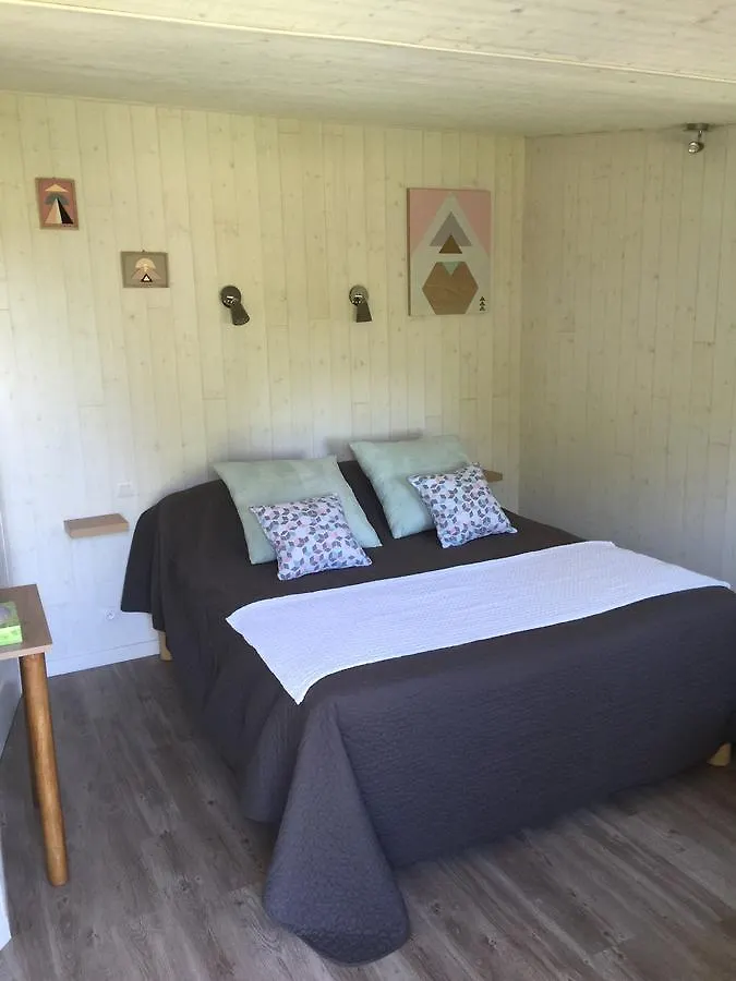 Chambres D'Hotes L'Ardiegeoise Bed & Breakfast